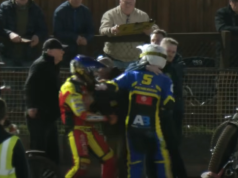 Żużel. Pomylili tor z ringiem! Pickering w roli głównej (WIDEO)