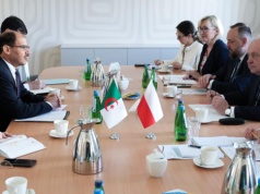 Eksport żywności do Algierii: MRiRW rozmawia o zniesieniu ograniczeń dla nabiału