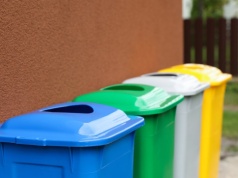 Gdzie wyrzucić opakowanie po kawie? Okazuje się, że to nie takie proste