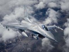 Polskie F-16 przechwyciły dwa rosyjskie Su-30 nad Bałtykiem