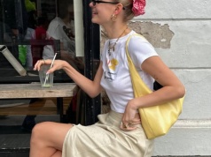 "Bardzo ładna, twarzowa koszulka" - Sinsay znów króluje w modzie. Co w Pepco?