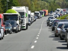 Zrobili korytarz życia, a stracili prawa jazdy. Wszystko przez jeden przepis