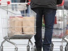 Niedziele handlowe 2026: 26 kwietnia i kolejne terminy. Co z zakazem handlu?