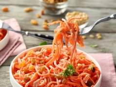 Taką surówkę jadłam w restauracji. Teraz robię co kilka dni