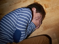 Dzieci nie wytrzymały gehenny. Uciekały ponad 50 km pieszo. Jest wyrok dla rodziców zastępczych