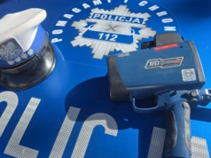 Jechała ponad sto na pięćdziesiątce. Straciła prawo jazdy