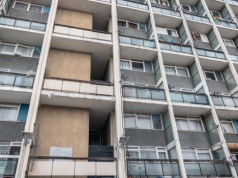 Nielegalne ogłoszenia w Londynie. Landlordzi oferują pokoje tylko „dla muzułmanów”