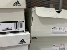 Ponadczasowe Adidas Samba w końcu na promocji - eobuwie sprzedaje je w niskiej cenie