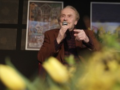 Daniel Olbrychski w studenckim klubie