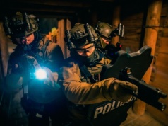 Policyjni kontrterroryści ćwiczyli w Wieliczce. Podziemia kopalni areną działań