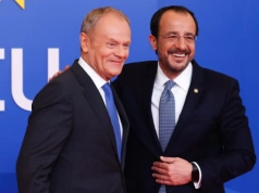 Tusk puścił oko do dziennikarzy. Nagranie hitem nie tylko na Słowacji