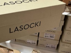 Sneakersy damskie Lasocki - ten model idealnie dopasuje się do stopy. A Rieker?