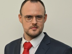 Prof. Wojciech Rafałowski: Półtora roku przed wyborami, to dobra pora na przetasowan…