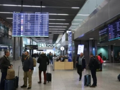 Włoska rodzina miała lecieć do Krakowa. Trafili setki kilometrów dalej