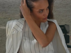 Elegancki komplet z Pepco za mniej niż 100 zł - ideał na komunię lub chrzciny. Wysmukla sylwetkę