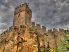 Ruiny zamku Helfenburk u Bavorova. Przewodnik po mało znanej twierdzy