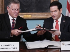 Minimalne ceny i wspólna strategia. USA i UE chcą przełamać przewagę Chin