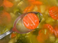 Kiedyś ta zupa była w Polsce bardzo popularna, dziś gotujemy ją rzadziej, a jest pyszna i doskonale wzmacnia