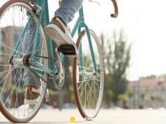 E‑rower to nie "rower dla leniwych". Badania pokazują, jak naprawdę działa na serce, mózg i metabolizm