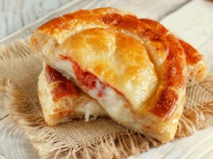 Włoski przysmak „na raz”, który znika w kilka minut. Chrupiący z zewnątrz, kremowy w środku