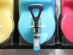 Zestaw startowy do slushy – co musisz kupić razem z urządzeniem?