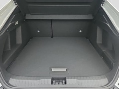 Europejski SUV Coupe w cenie chińskich. Też oferuje hybrydę, duży prześwit i bogate wyposażenie