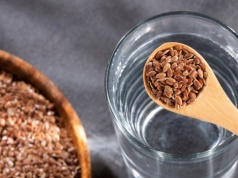 Rano czy wieczorem? Prawda o siemieniu lnianym może cię zaskoczyć