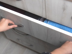 Nie chowaj pieniędzy w tym miejscu. Złodzieje sprawdzą je jako pierwsze