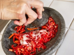 Podkręca smak, wspomaga zdrowie. Szczypta dziennie obniża LDL i ciśnienie