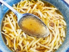 Tak gotuję rosół. Wychodzi klarowny jak woda w strumyku