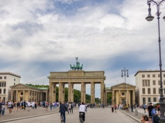 Byli dla nas wzorem, grozi im recesja. "Katastrofa nie jest zaskoczeniem"