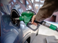 Nadchodzi gwałtowna podwyżka cen paliw. Lepiej zatankuj już dziś