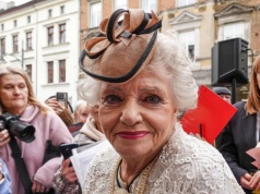 Anna Seniuk odsłoniła gwiazdę w Łodzi. "Po osiemdziesiątce można wszystko"