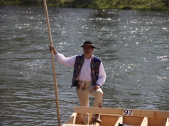 Kard. Ryś poświęcił łodzie flisackie; ruszył sezon spływów przełomem Dunajca