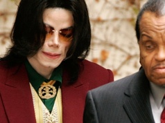 Ojciec zgotował Jacksonowi piekło. Wymiotował na jego widok: odebrano mi dzieciństwo