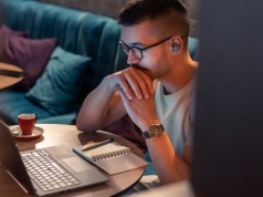 "Działają jak sekta". Modny sposób na szybkie wzbogacenie się przy niewielkim wysiłku