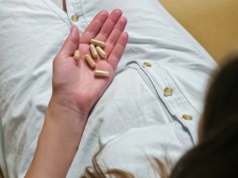 Miały odchudzać, a uszkadzają wątrobę. Polacy biorą na potęgę