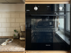 Co naprawdę oferuje piekarnik do zabudowy Taurus HM978BKD?