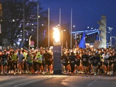 Tysiące biegaczy uczciło 100-lecie Gdyni udziałem w półmaratonie. Faworyci nie zawiedli