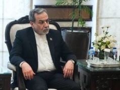 Szef MSZ Iranu wraca do Pakistanu. Potem poleci do Rosji