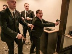 Trump ewakuowany ze spotkania z dziennikarzami. W hotelu padły strzały