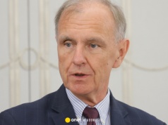 Polski dyplomata był na sali podczas strzelaniny. "To przekracza granice"