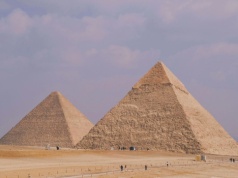 Podróż do Egiptu na wakacje. Co naprawdę obowiązuje i jak się przygotować?