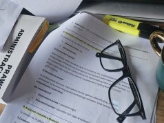 Poważna polityka zaczyna się tam, gdzie osobista ambicja ustępuje miejsca obowiązkowi