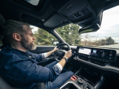 Sprawdziłem, co potrafi nowy Jeep Compass. Ten SUV wie, czego chce i celuje w generację Z