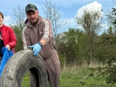 Wiosenne porządki w Lasku Janowskim w Mysłowicach
