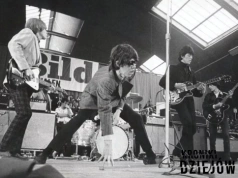 10 tysięcy fanów pod Pałacem Kultury, milicja konna i gaz łzawiący – tak wyglądał koncert Rolling Stonesów w Warszawie w 1967 roku