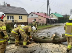 Wichury nad Polską nie ustają. IMGW ostrzega przed wiatrem do 80 km/h. Kiedy odpuści?