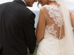 Badanie: Ponad połowa Polaków zwiększyło kwoty prezentów na wesele lub komunię