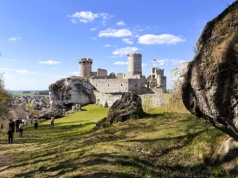 Ślady wojny i ukryty w lesie Okręt. Odkryj tereny przy Zamku Ogrodzieniec